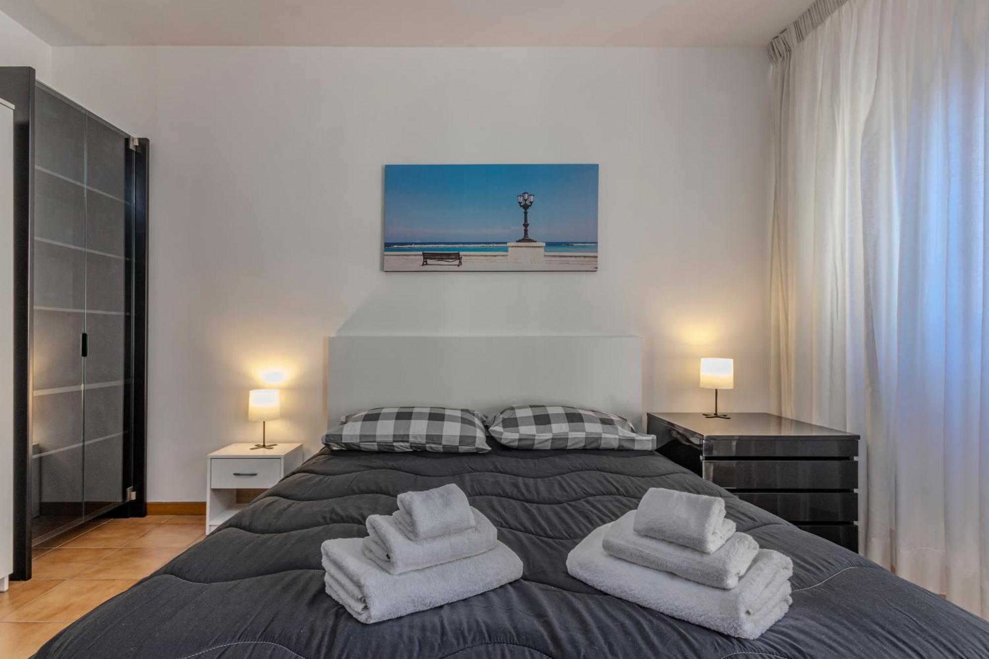 Andrea'S Home Bari Bagian luar foto